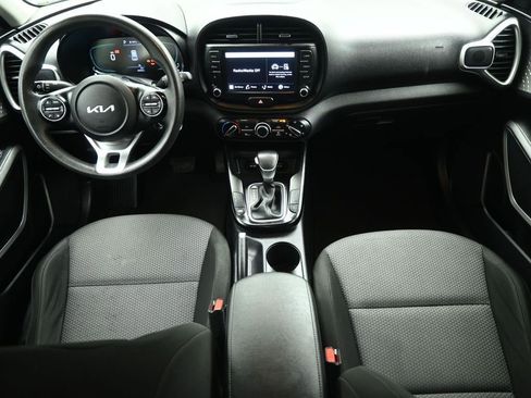 Used 2023 Kia Soul LX w/ Option Group 015 FWD image 20