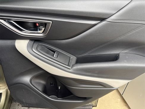 Certified 2023 Subaru Forester Limited image 34