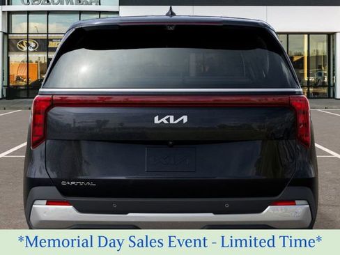 New 2026 Kia Carnival EX FWD image 13
