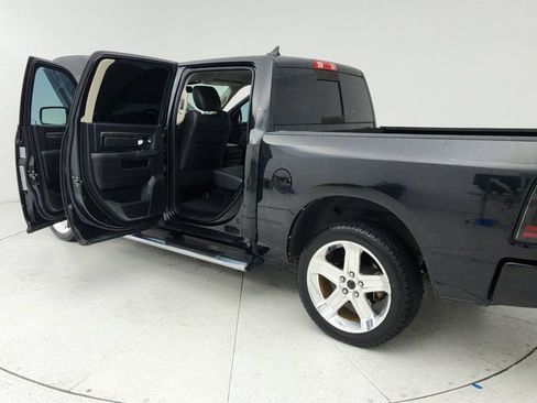 Used 2016 RAM 1500 Sport RWD image 11