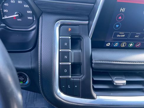 Used 2021 GMC Yukon XL SLT AWD/4WD image 20