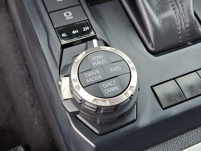 Used 2025 Toyota Tacoma TRD Off-Road AWD/4WD image 27