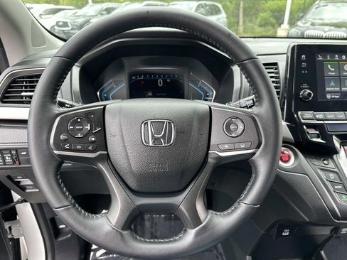 Used 2023 Honda Odyssey EX-L image 18