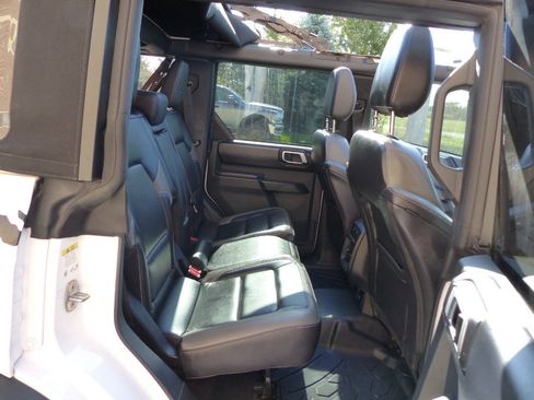 Used 2025 Ford Bronco Outer Banks AWD/4WD image 60