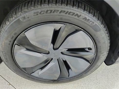 Used 2026 Tesla Model Y Long Range image 57