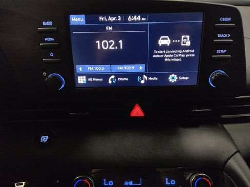 Used 2025 Hyundai Elantra Sport image 25