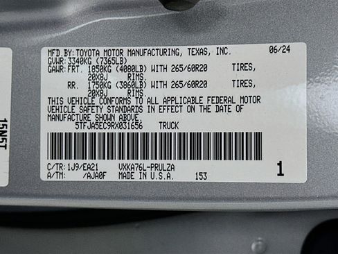 Used 2024 Toyota Tundra Limited image 12