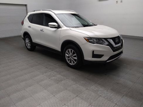 Used 2019 Nissan Rogue SV AWD/4WD image 13