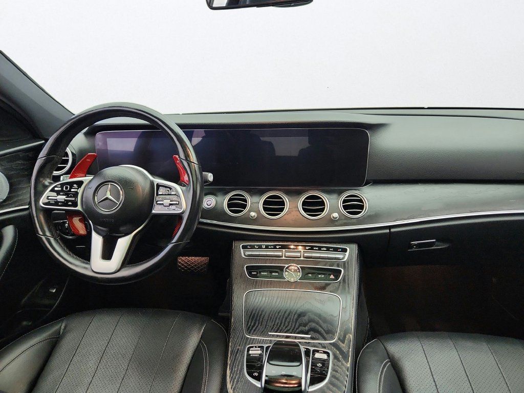 Used 2020 Mercedes-Benz E 350 4MATIC Sedan image 27