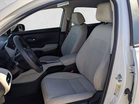 Used 2023 Honda HR-V LX image 15