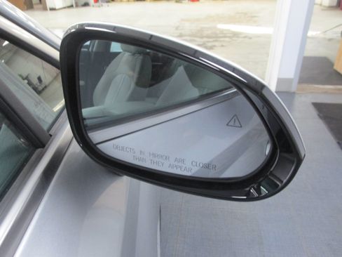 Used 2025 Hyundai Sonata SEL FWD image 16