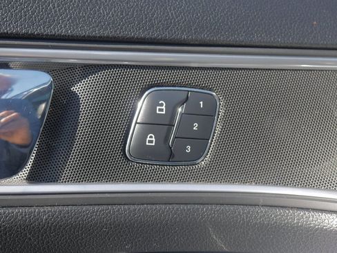 Used 2016 Ford Explorer Limited image 21