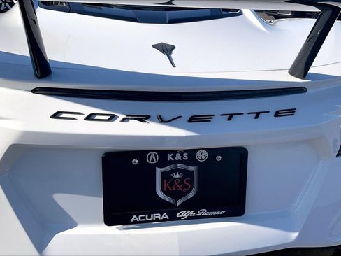 Used 2023 Chevrolet Corvette Stingray Coupe w/ Z51 Performance Package RWD image 8