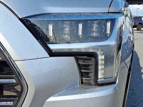 Used 2024 Toyota Sequoia Platinum AWD/4WD image 12