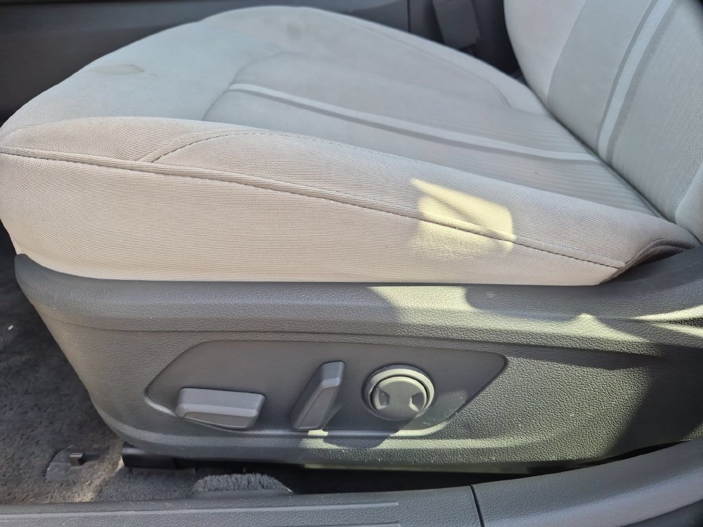 Used 2025 Hyundai Sonata SEL FWD image 14