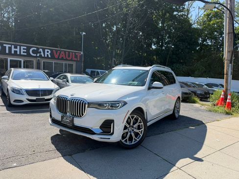 Used 2019 BMW X7 xDrive50i AWD/4WD image 2