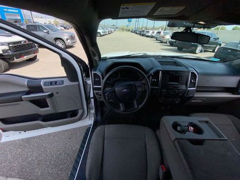 Used 2016 Ford F150 XLT AWD/4WD image 27