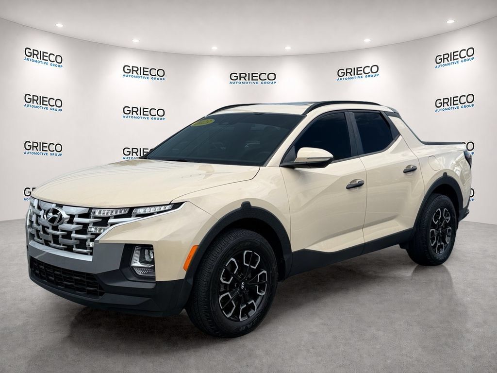 Used 2022 Hyundai Santa Cruz SEL w/ Activity Package FWD image 3