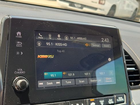 Used 2019 Honda Odyssey EX-L image 21