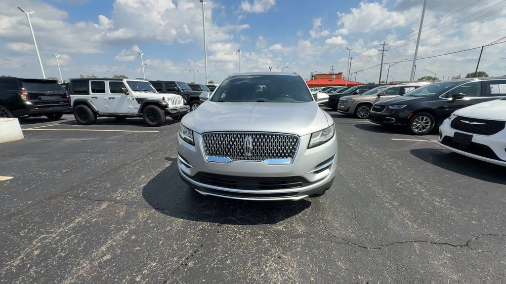 Used 2019 Lincoln MKC Premiere AWD/4WD image 3