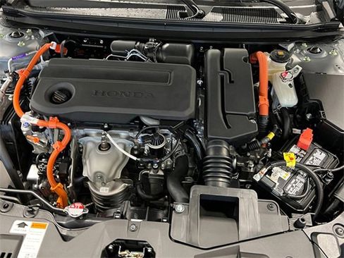 Used 2025 Honda Accord Sport image 12