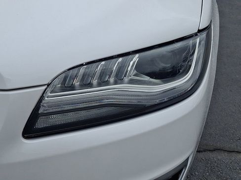 Used 2019 Lincoln MKZ Reserve w/ Reserve Plus Package image 9