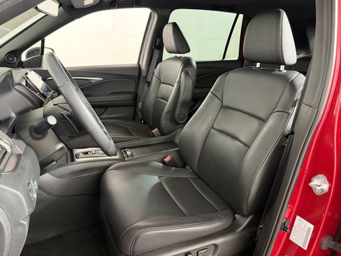Certified 2023 Honda Passport EX-L image 4