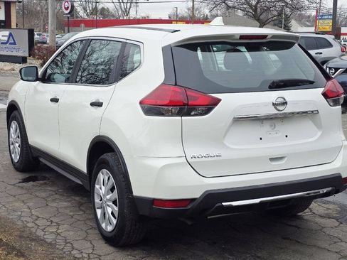 Used 2017 Nissan Rogue S FWD image 4