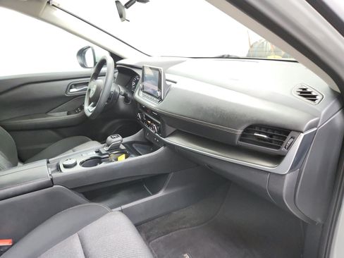 Used 2024 Nissan Rogue SV AWD/4WD image 33