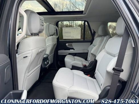 New 2026 Ford Expedition Platinum w/ Driver's Package AWD/4WD image 23