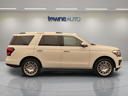Used 2024 Ford Expedition Limited AWD/4WD image 6