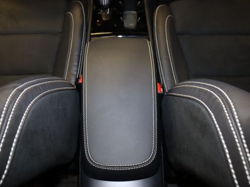 Used 2021 Volvo XC40 P8 Recharge AWD/4WD image 36