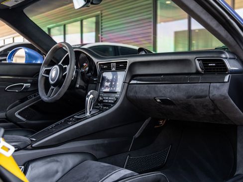 Certified 2018 Porsche 911 GT3 image 48