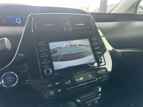 Used 2022 Toyota Prius AWD image 20