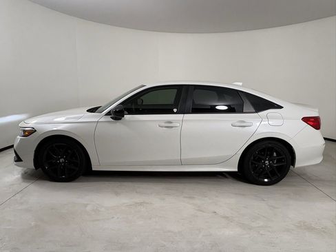 Used 2024 Honda Civic Sport image 11