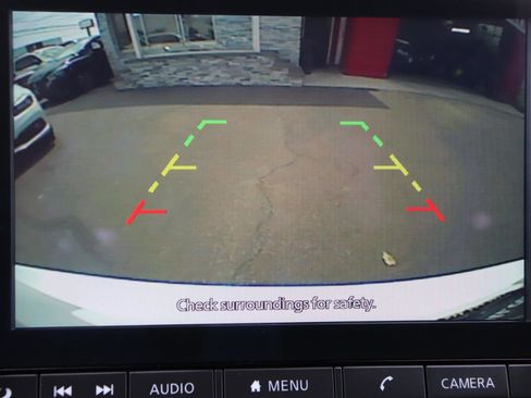 Used 2024 Nissan Sentra SV FWD image 30