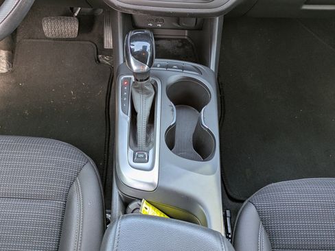 Used 2024 Buick Envista Preferred w/ Advanced Safety Package image 19