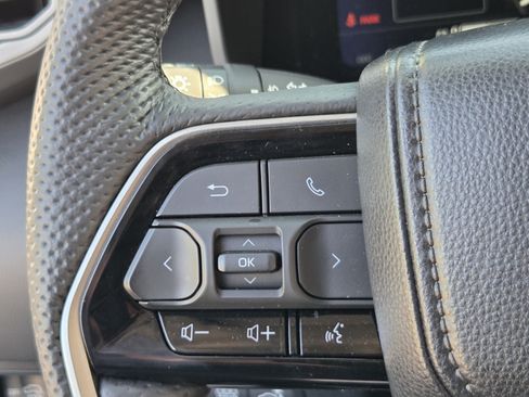 Used 2024 Toyota Sequoia Limited AWD/4WD image 28