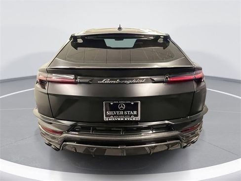 Used 2023 Lamborghini Urus Performante image 5