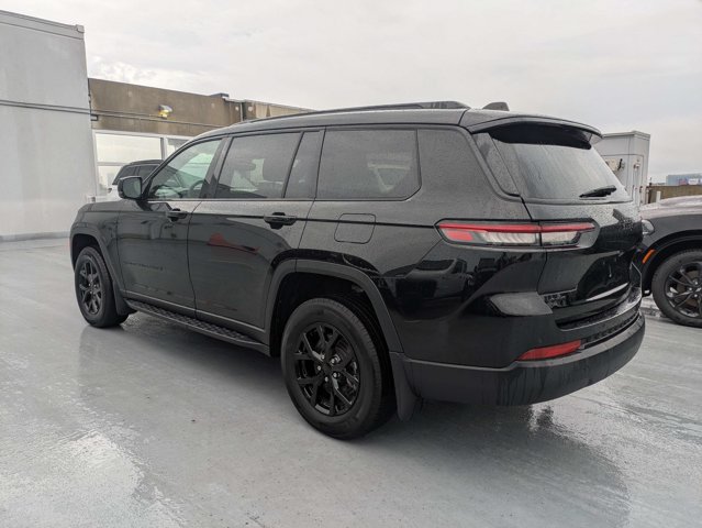 Certified 2024 Jeep Grand Cherokee L Altitude AWD/4WD image 5