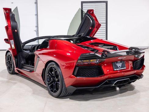Used 2016 Lamborghini Aventador LP 700-4 AWD/4WD image 13