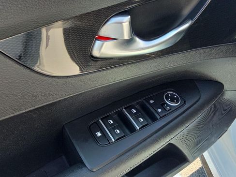 Used 2024 Kia Forte GT-Line w/ GT-Line Premium Package FWD image 16