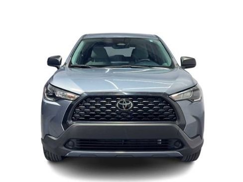 Used 2023 Toyota Corolla Cross L image 6