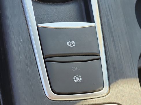 Used 2022 Ford Escape SEL w/ Technology Package image 24