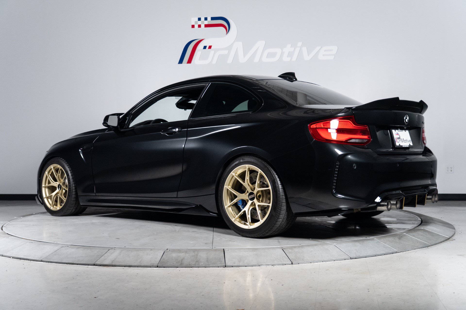 Used 2018 BMW M2 RWD image 5