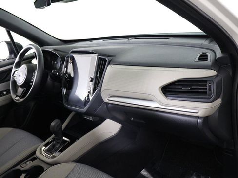 Used 2025 Subaru Forester Premium image 27