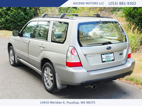 Used 2007 Subaru Forester 2.5X L.L. Bean w/ Popular Equipment Group 3 AWD/4WD image 3