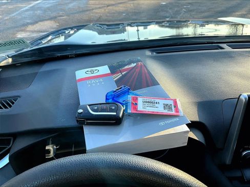 Used 2024 Toyota RAV4 LE image 30