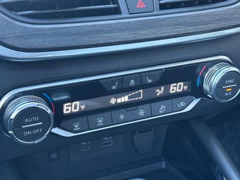 Used 2024 Nissan Altima 2.5 SL image 20