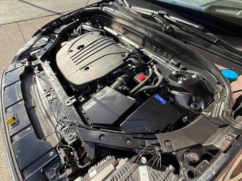 Used 2022 Volvo XC60 B5 Momentum image 23